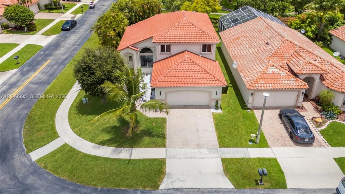 Photo of 7569 Parkside Ln