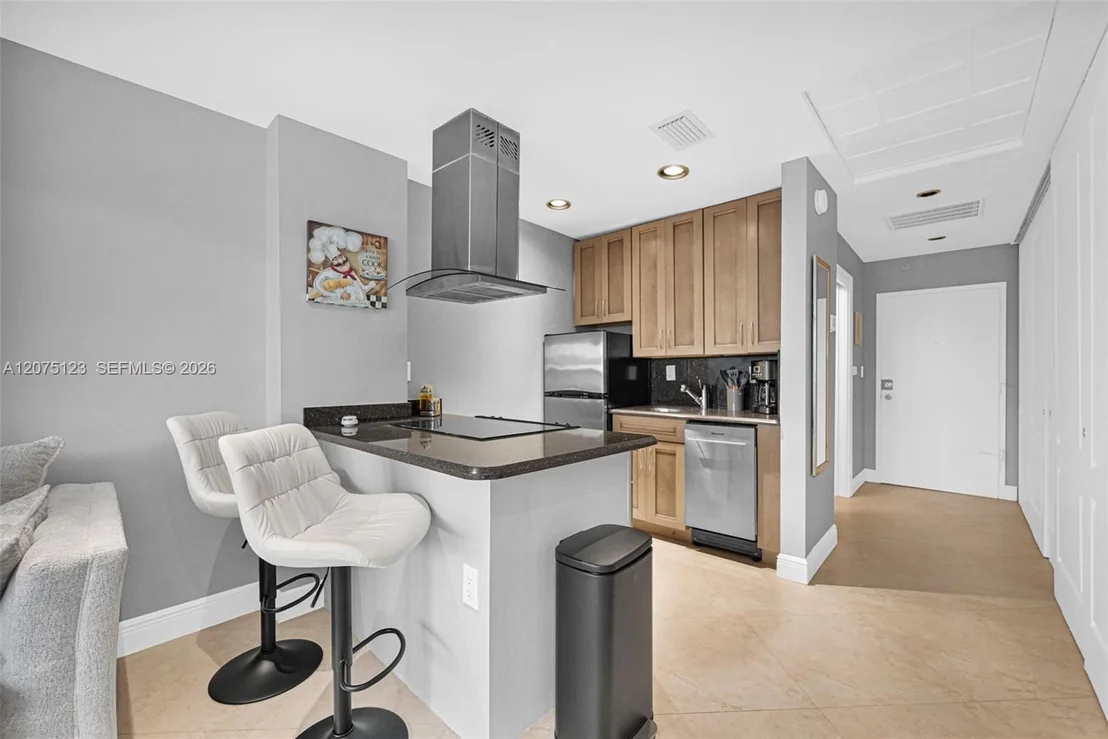 Photo of Unit 103 at 405 N Ocean Blvd