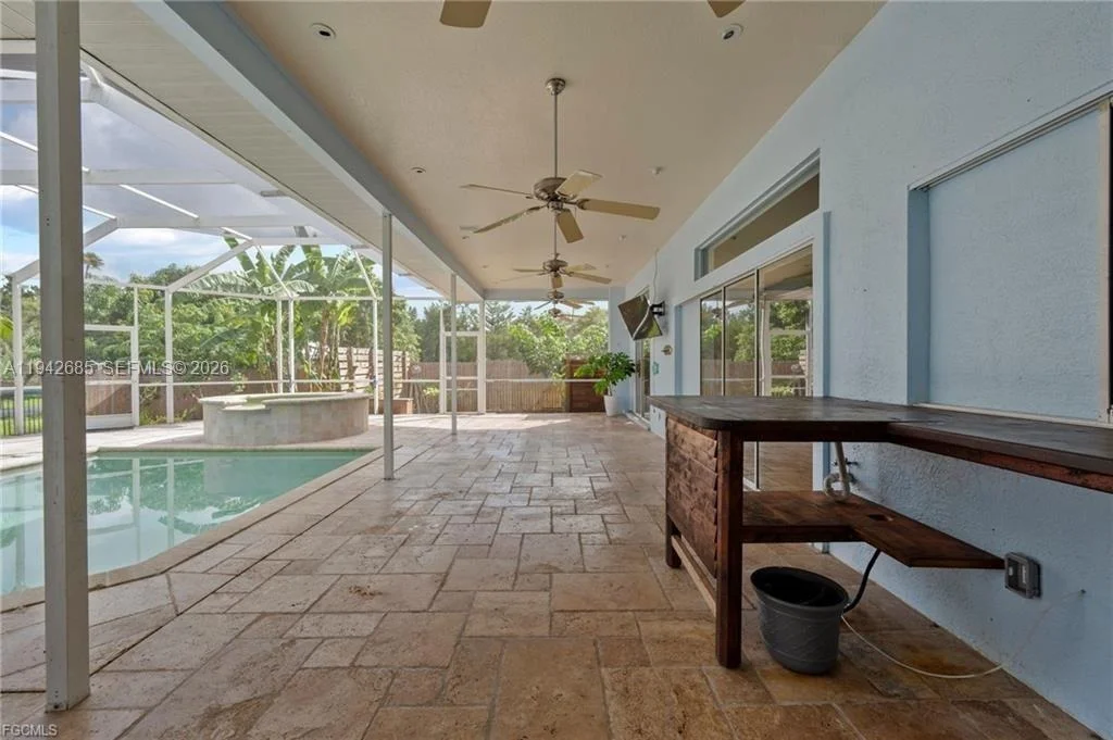 Photo of 1981 Carbonata Drive