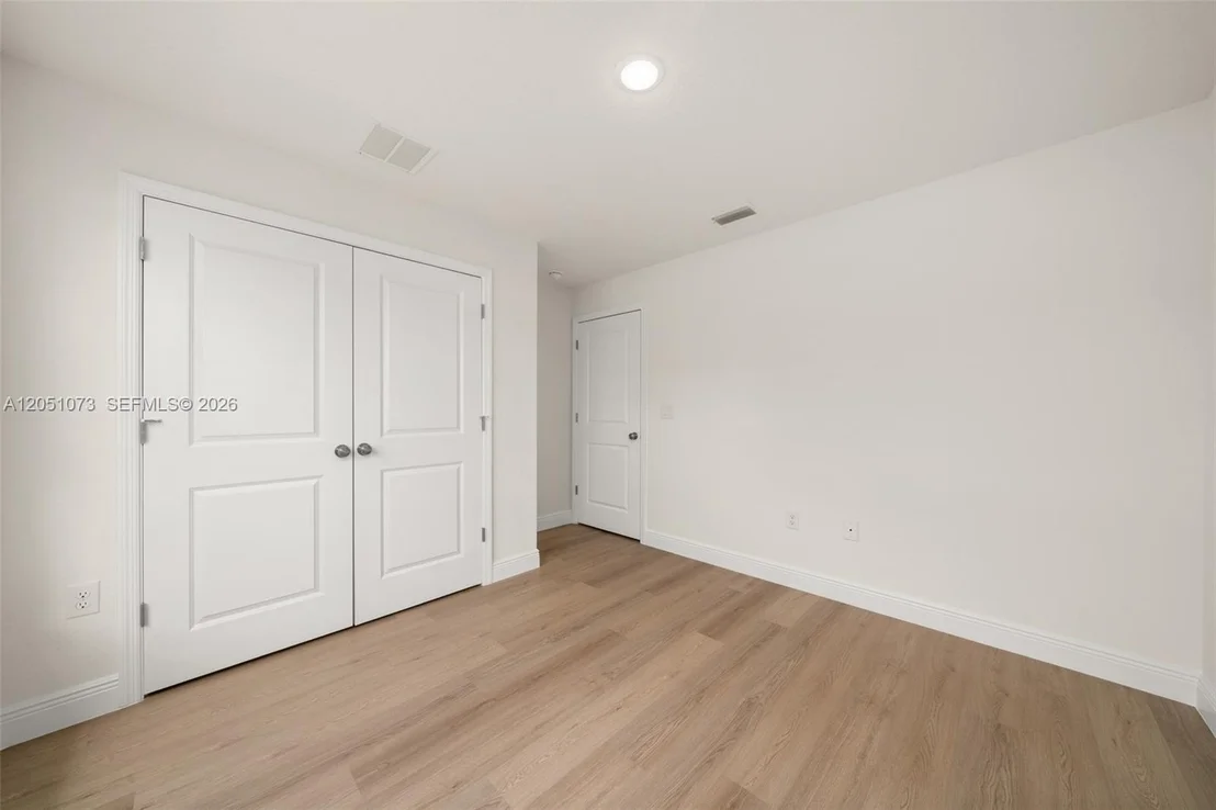 Photo of 5526 Cortez Blvd.