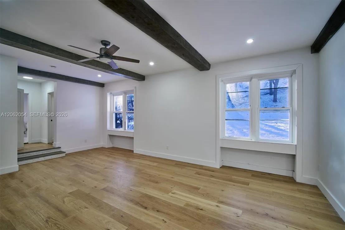Photo of 189 Mc Namara Rd