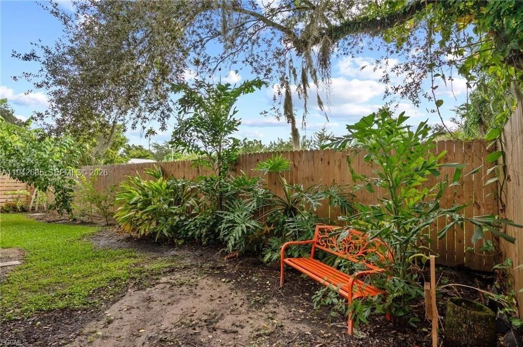 Photo of 1981 Carbonata Drive