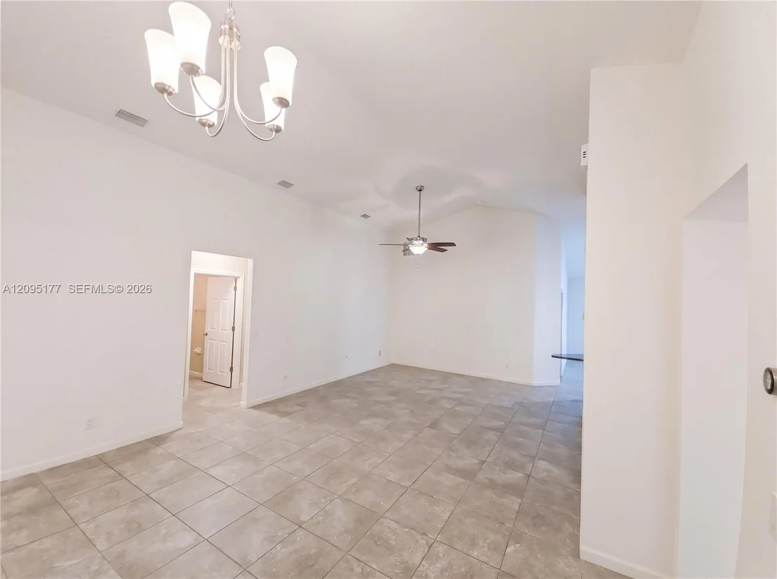 Photo of 8195 Westfield Cir