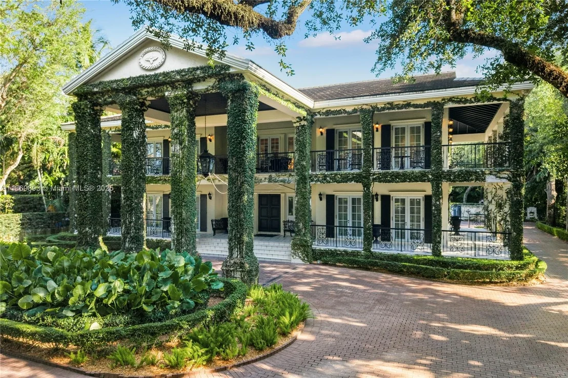Photo of 612 Sunset Dr