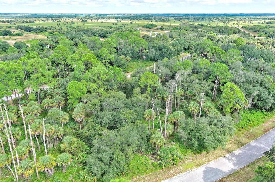 Photo of 232 SPARKLE DR