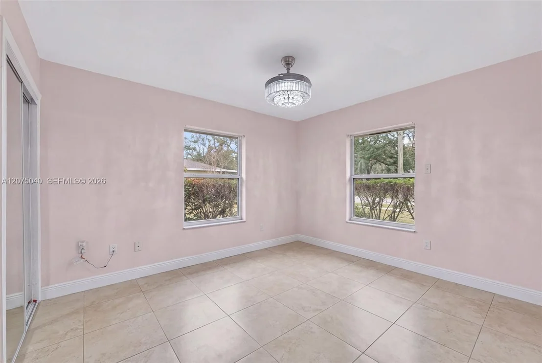 Photo of 15850 NW 18th Pl