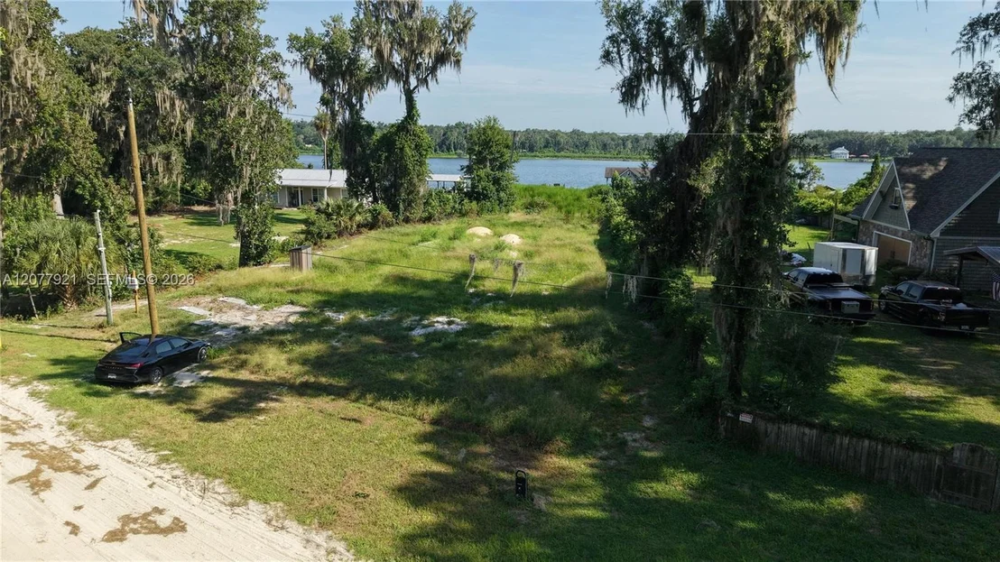 Photo of 201 FLORADANDY RD