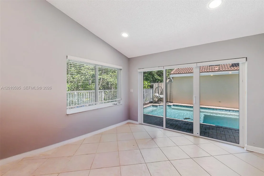 Photo of 1065 Weeping Willow Way