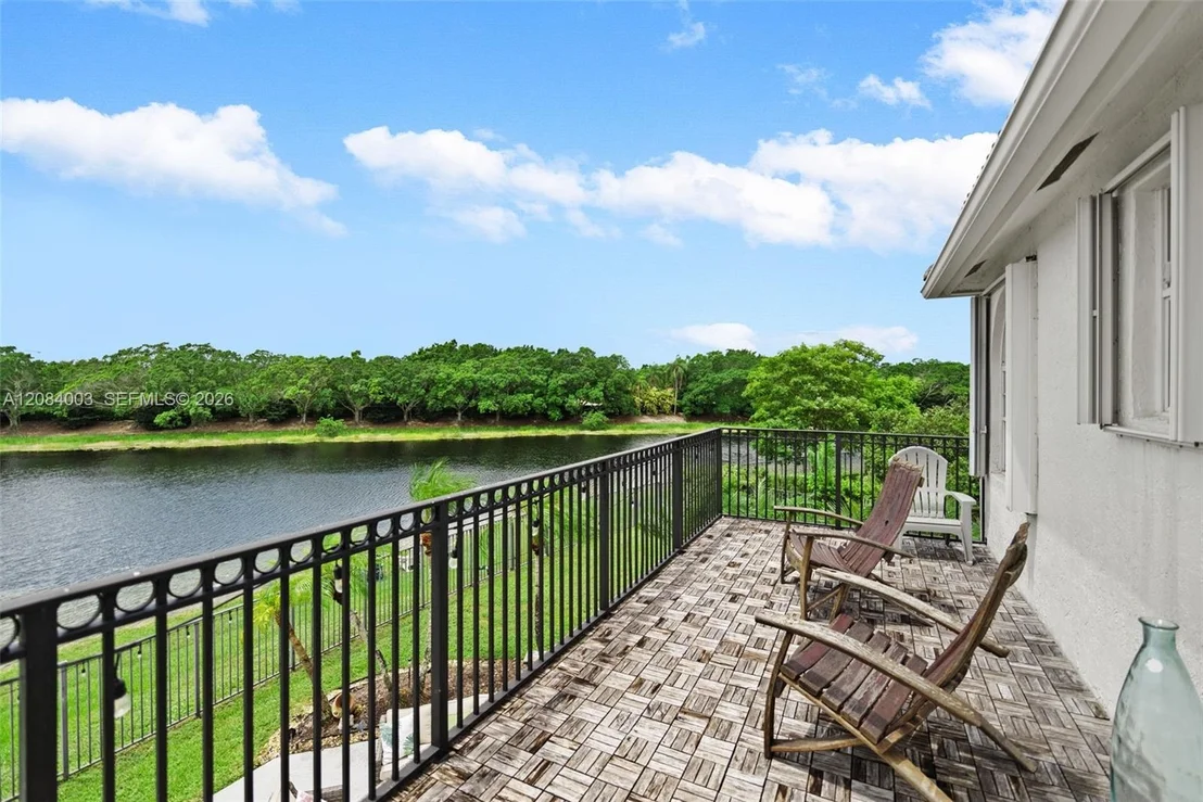 Photo of 3249 Muirfield