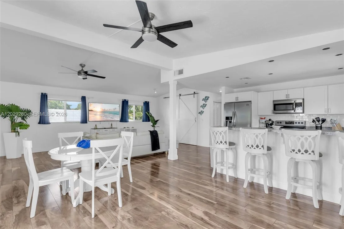 Photo of 443 4TH Rd