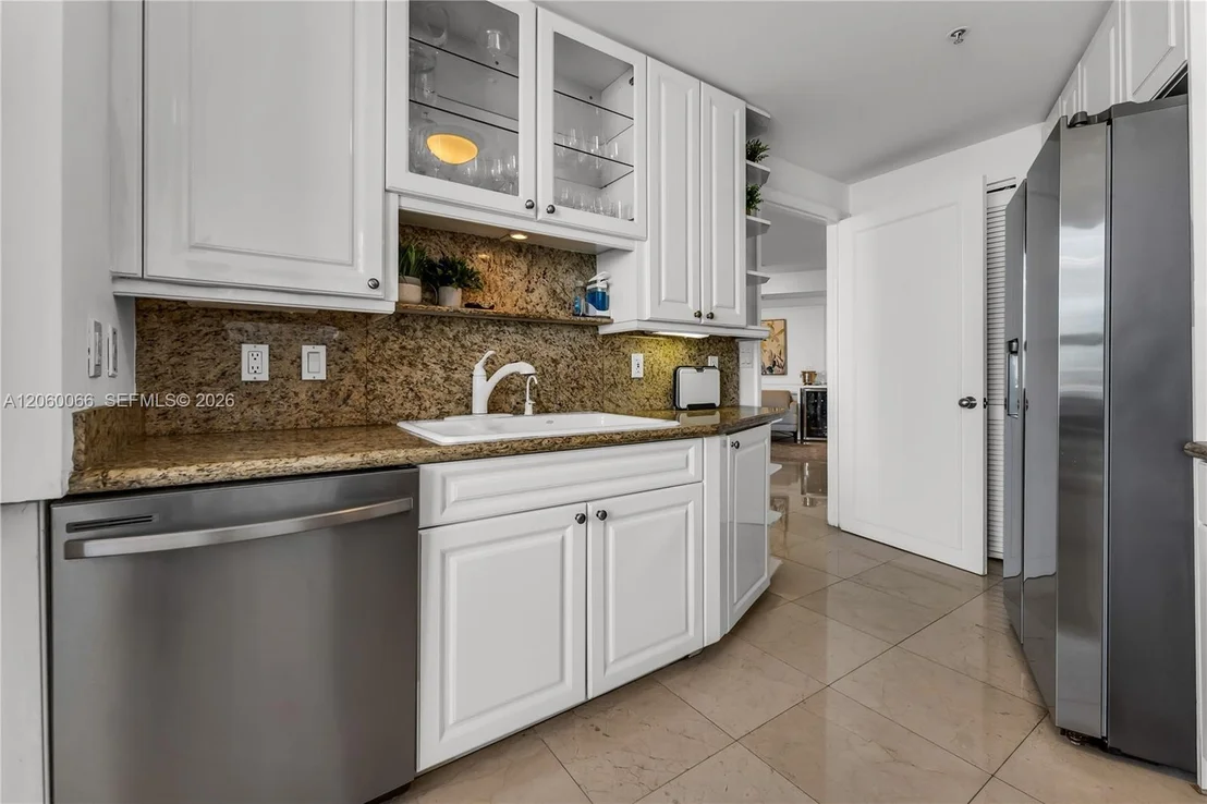 Photo of Unit 1102 at 848 Brickell Key Dr