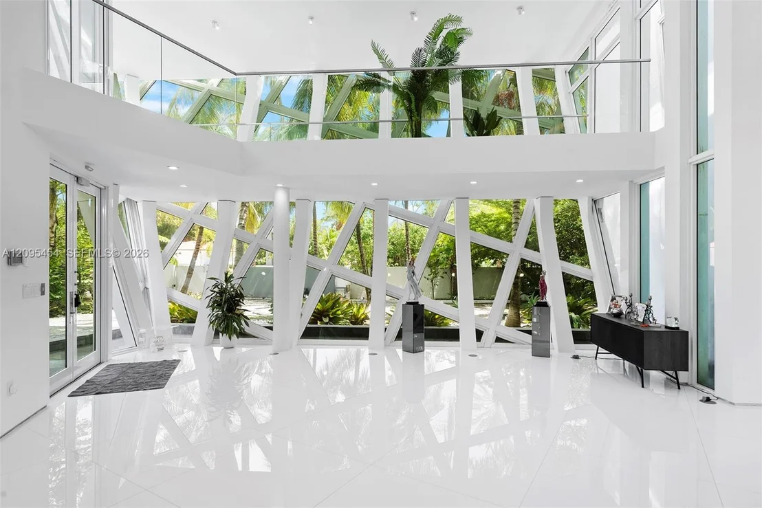 Photo of 480 Ocean Blvd
