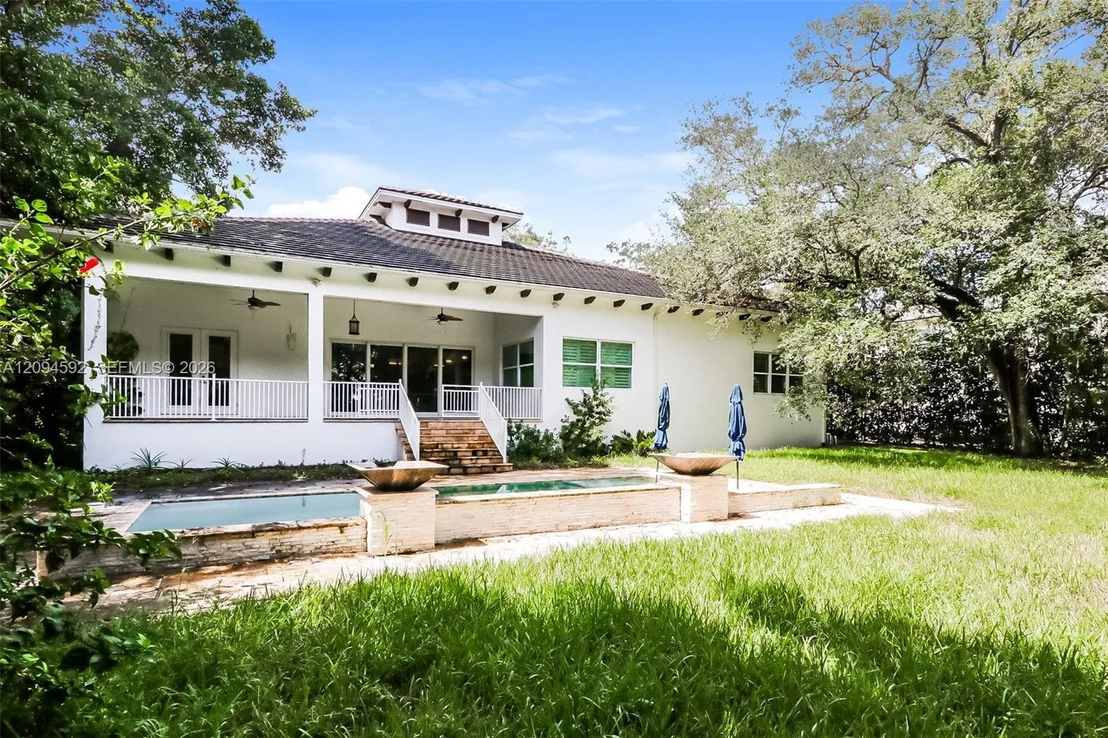 Photo of 5 Summer Ln