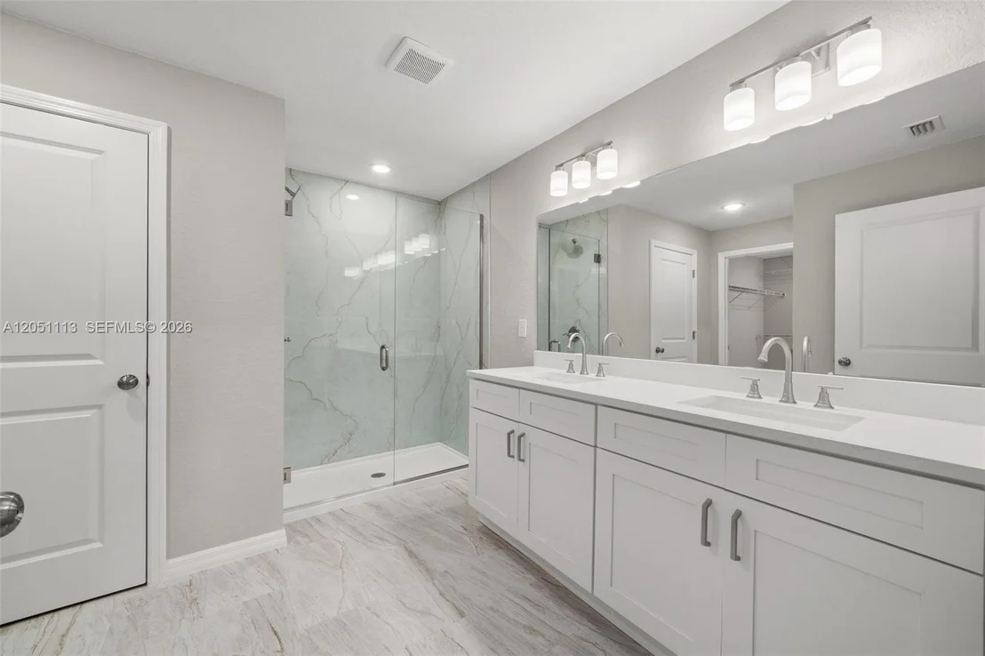 Photo of 5634 Cortez Blvd.