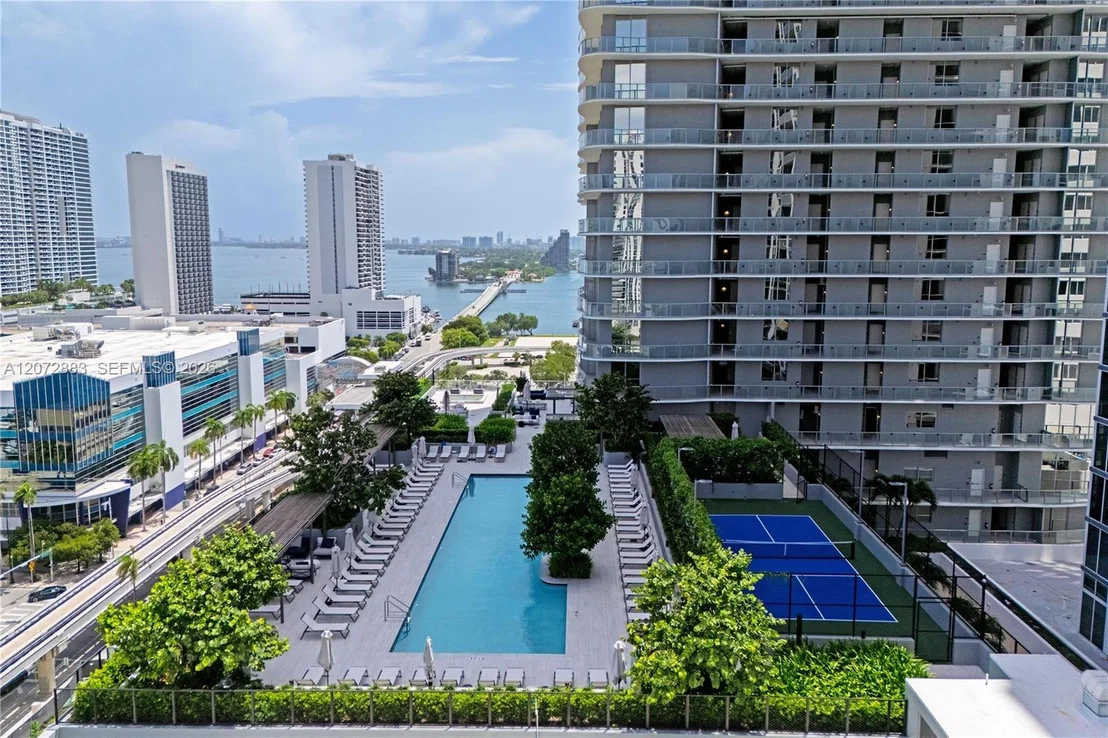 Photo of Unit 3003 at 1400 Biscayne Blvd
