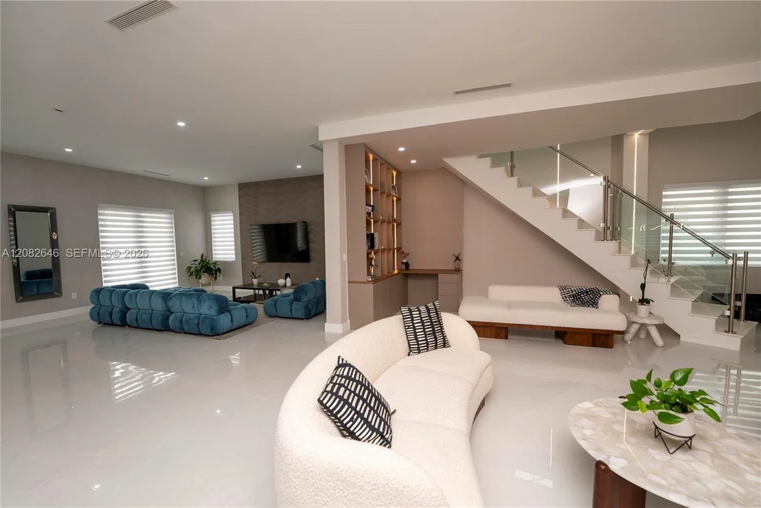 Photo of 8340 NW 33 Terrace