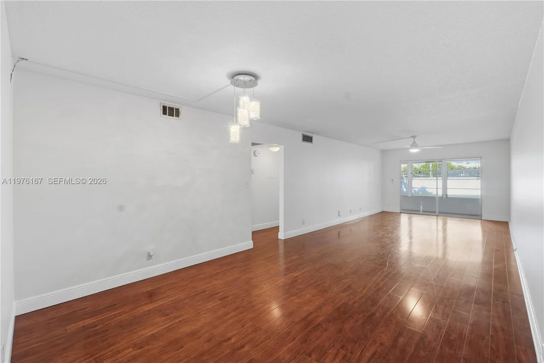 Photo of Unit A1 at 1901 Bermuda Cir