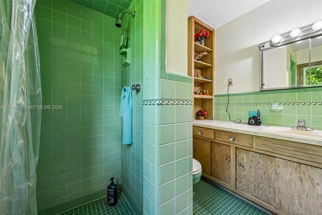 Photo of 3039 Sunrise Boulevard