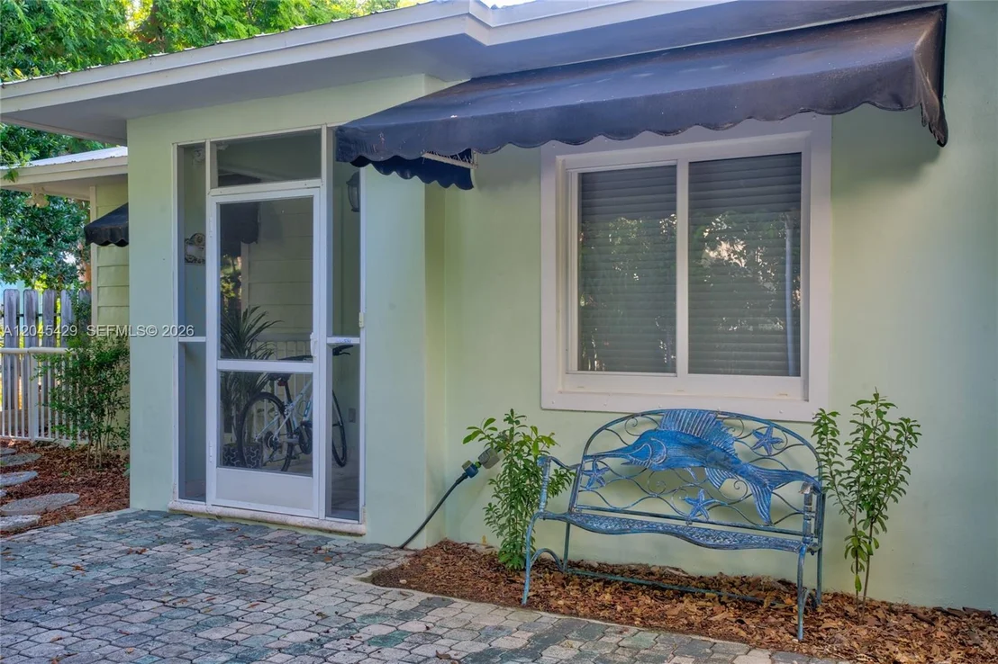 Photo of 27 Blue Runner St