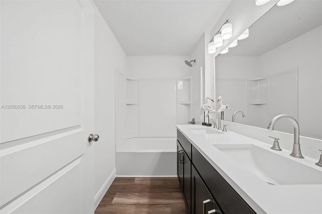 Photo of 5618 Cortez Blvd.