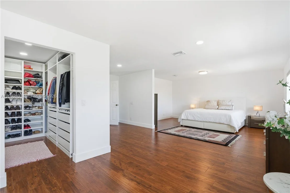 Photo of 1612 Blue Jay Cir