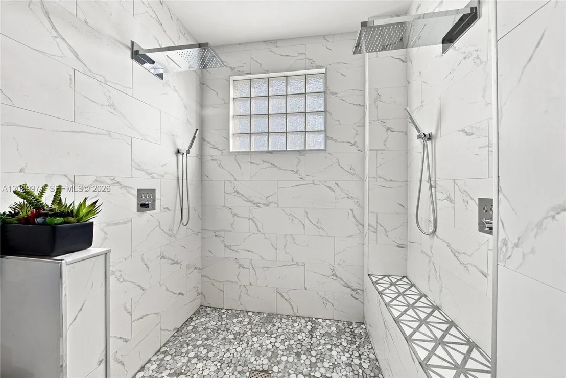 Photo of 5111 NE 30th Ave