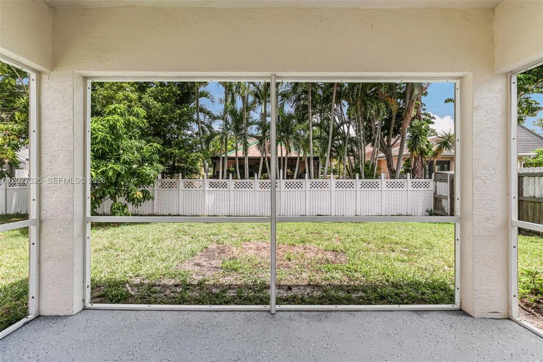 Photo of 6188 Azalea Cir