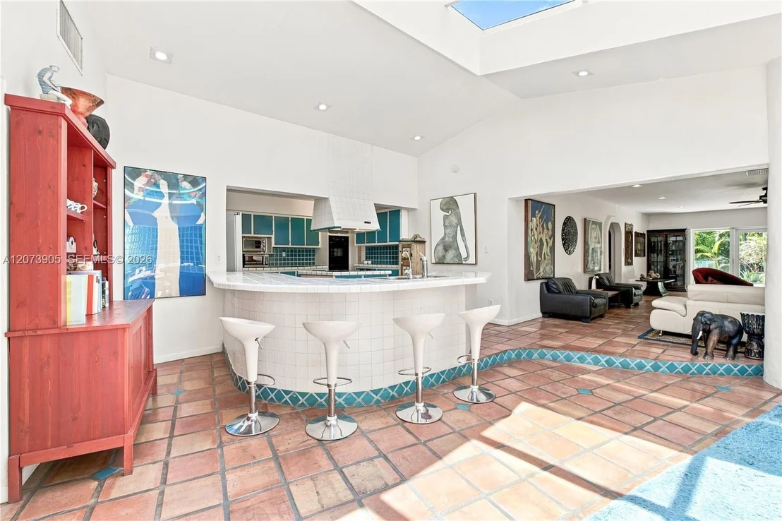 Photo of 4110 Battersea Rd