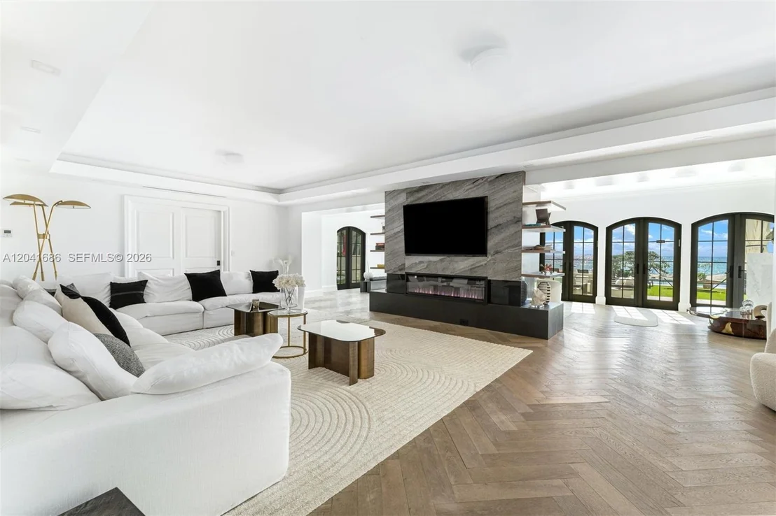 Photo of 115 Ocean Blvd