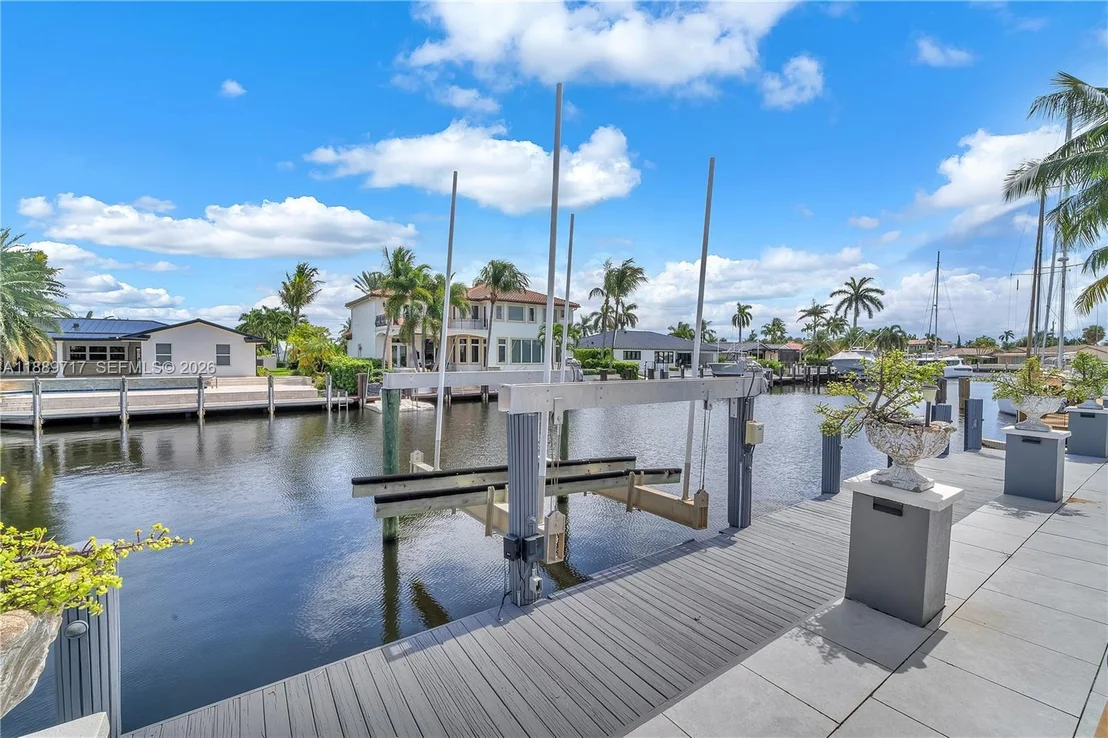 Photo of 4440 NE 23rd Ave