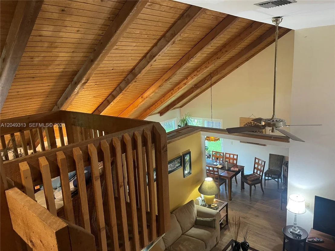 Photo of 2811 Devonwood Ave