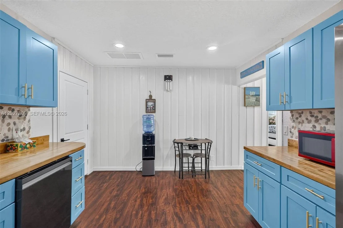 Photo of 1023 SE 7th St