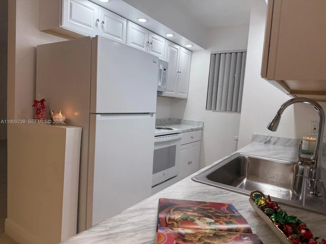 Photo of Unit 105 at 523 Trace Cir