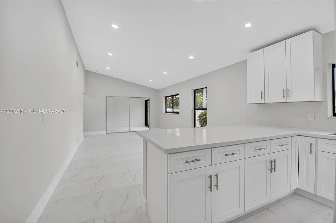 Photo of 8067 Summerbreeze Ln