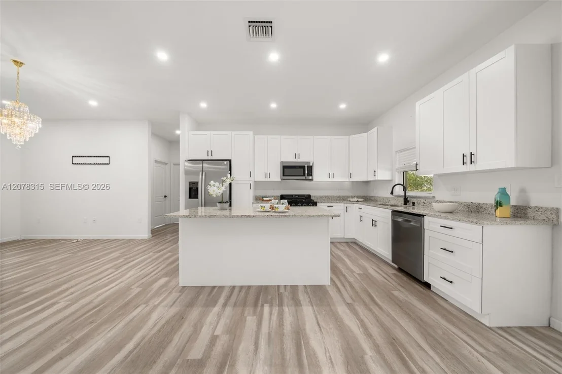 Photo of 4225 Cortez BLvd.