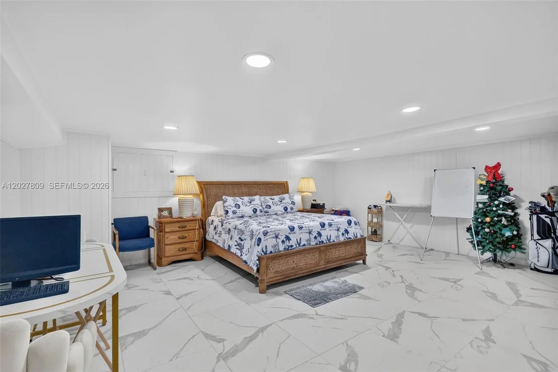 Photo of 1023 SE 7th St