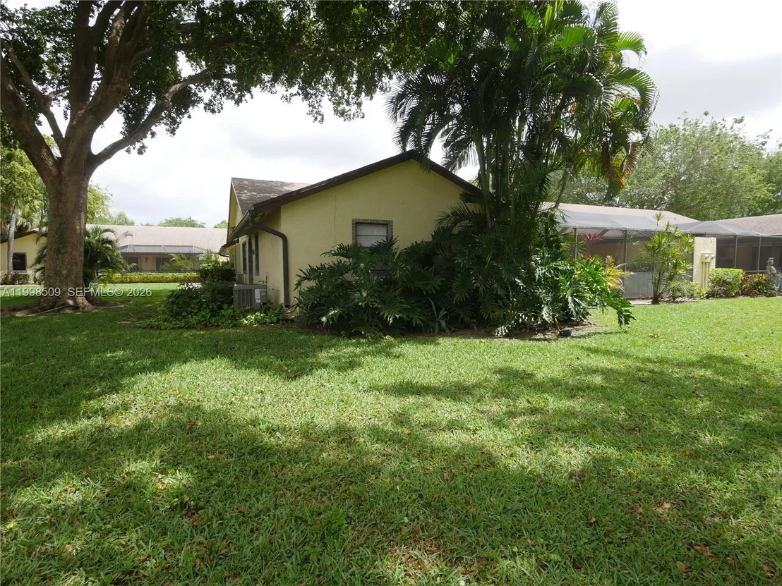 Photo of 23359 Barlake Dr
