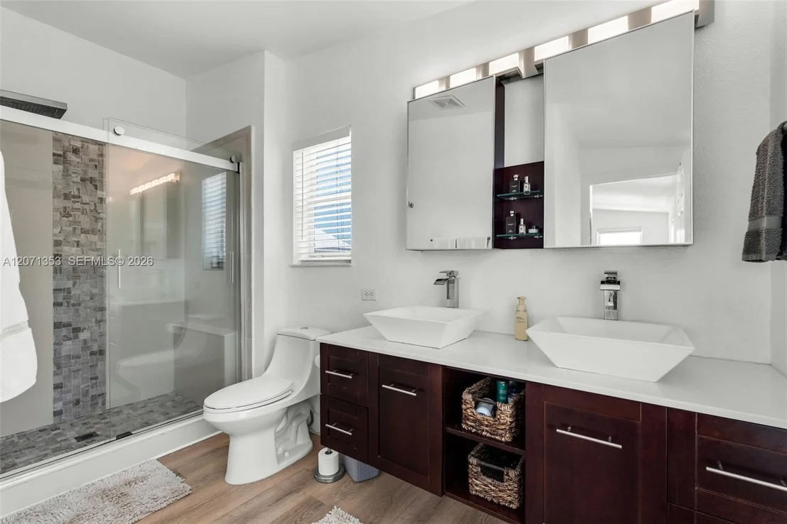 Photo of 21 Mockingbird Rd