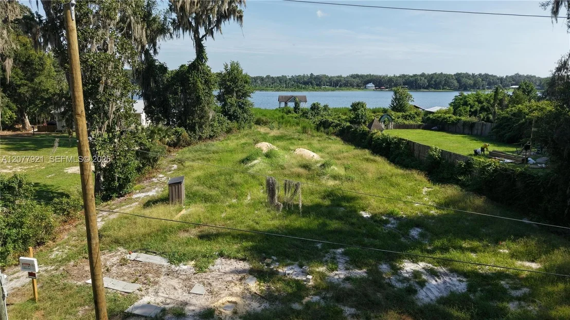 Photo of 201 FLORADANDY RD