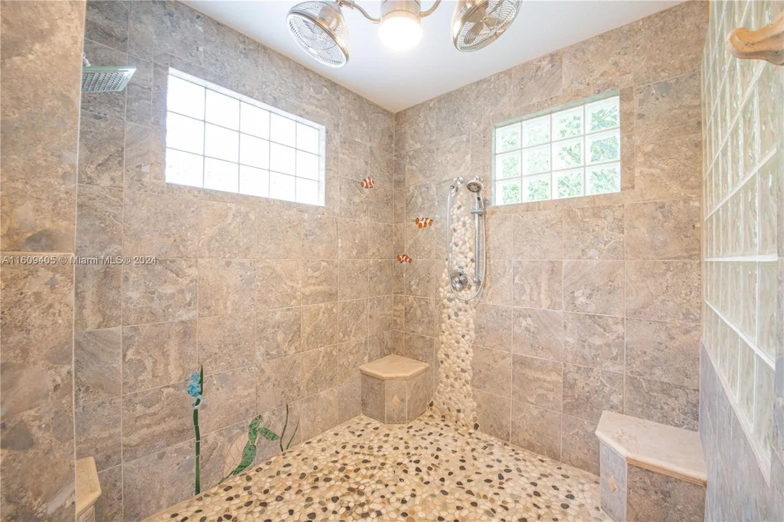 Photo of 1613 N Indian River Drive