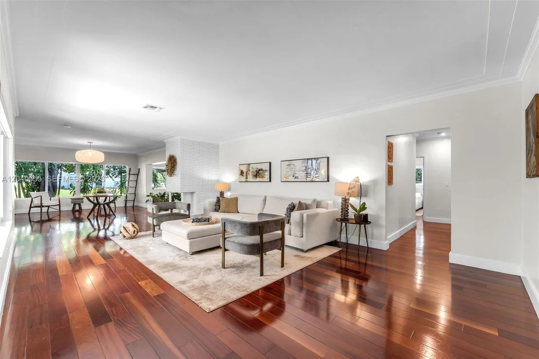 Photo of 8 Pinta Rd
