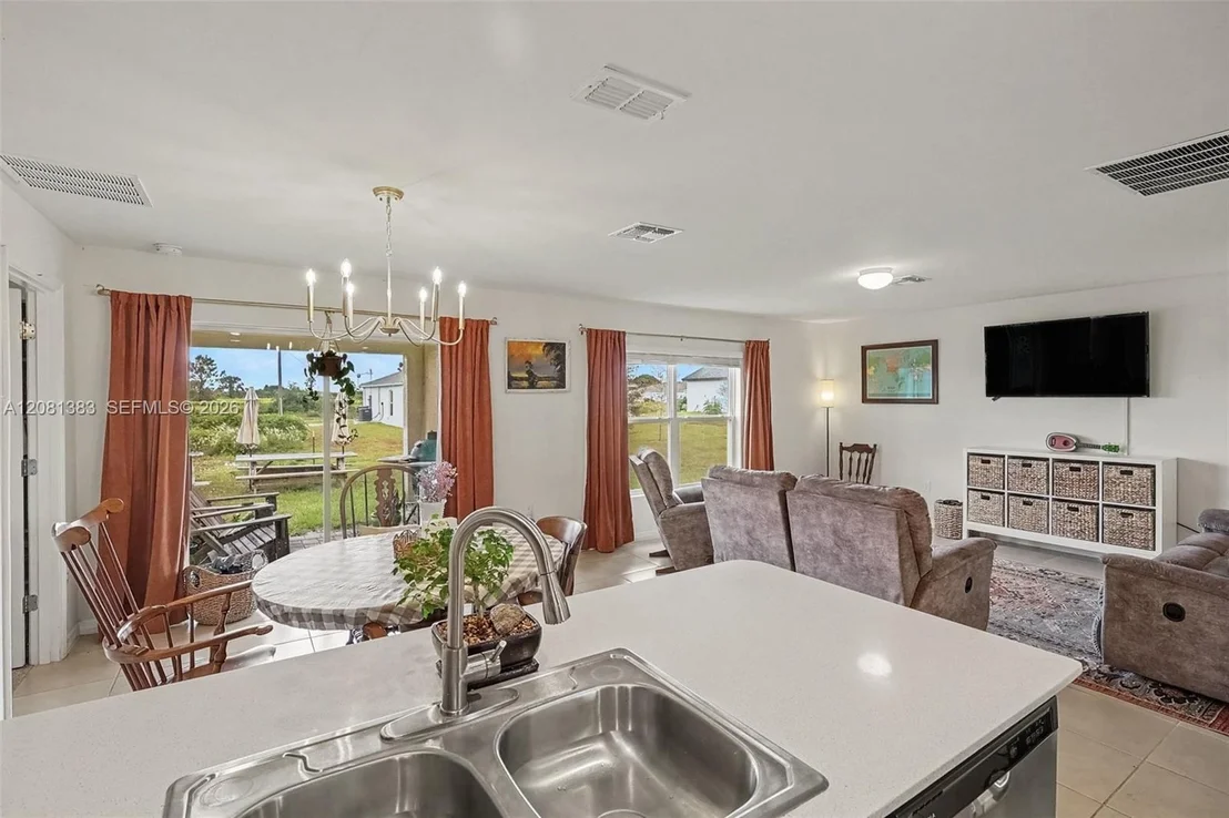 Photo of 9012 W Justice Cir