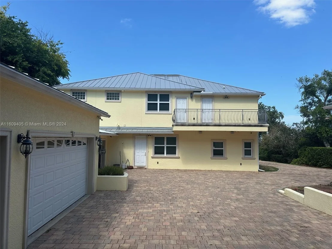 Photo of 1613 N Indian River Drive