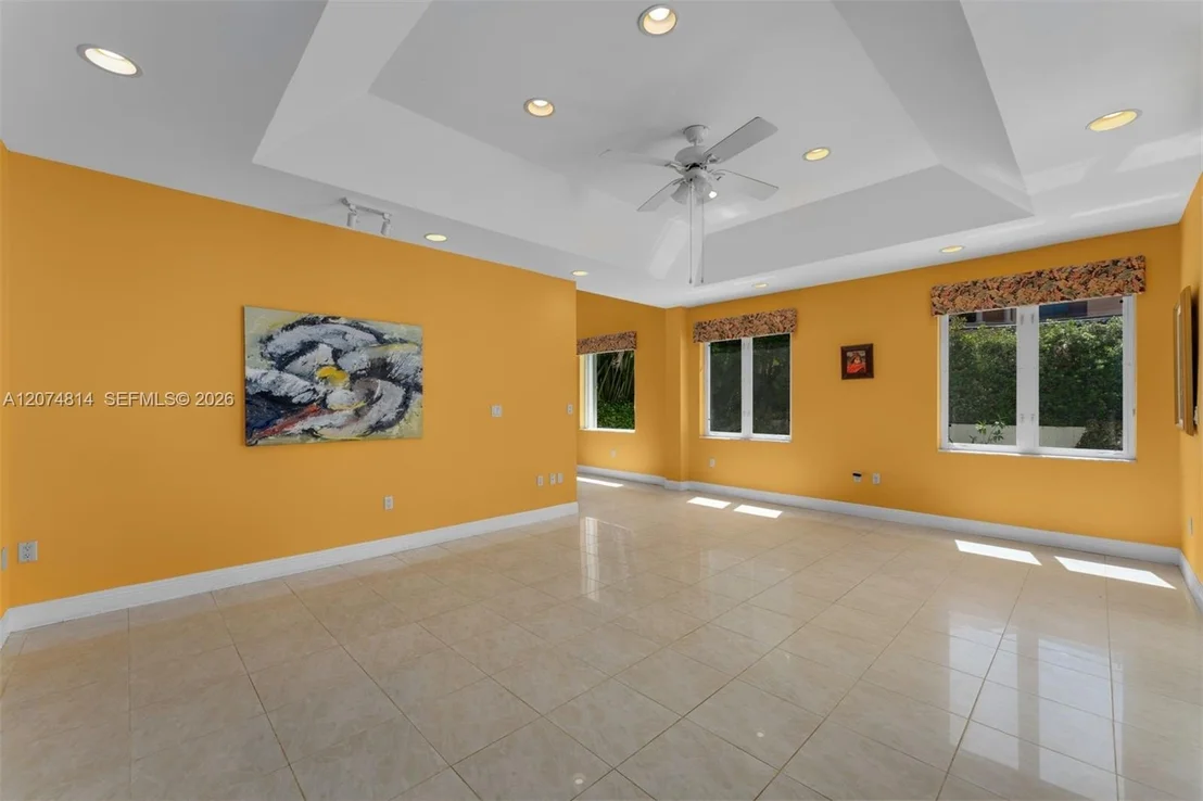Photo of 501 Bay Lane