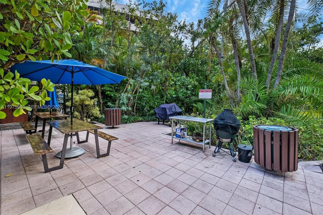 Photo of Unit 310 at 170 Ocean Lane Dr