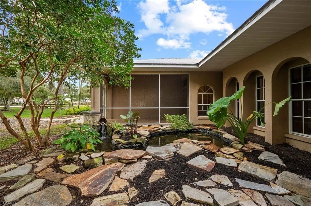 Photo of 1981 Carbonata Drive