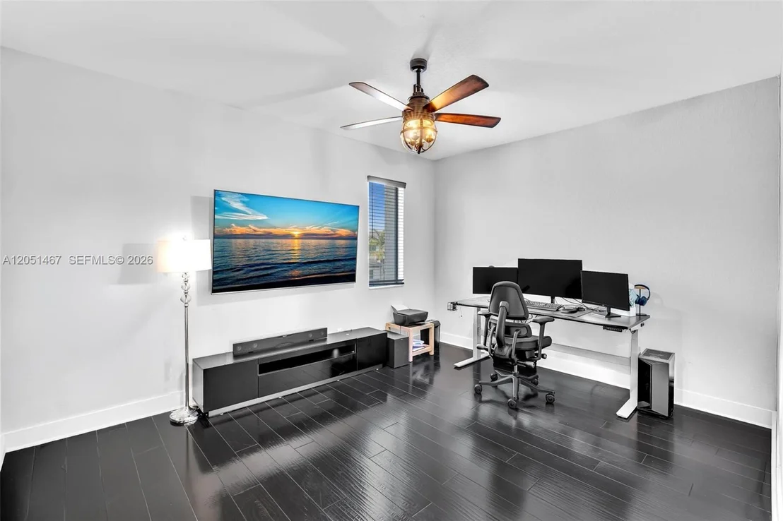 Photo of 10855 Pacifica Way