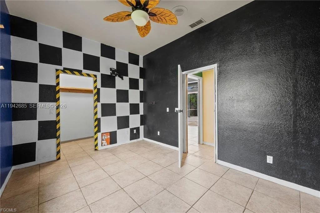 Photo of 1981 Carbonata Drive