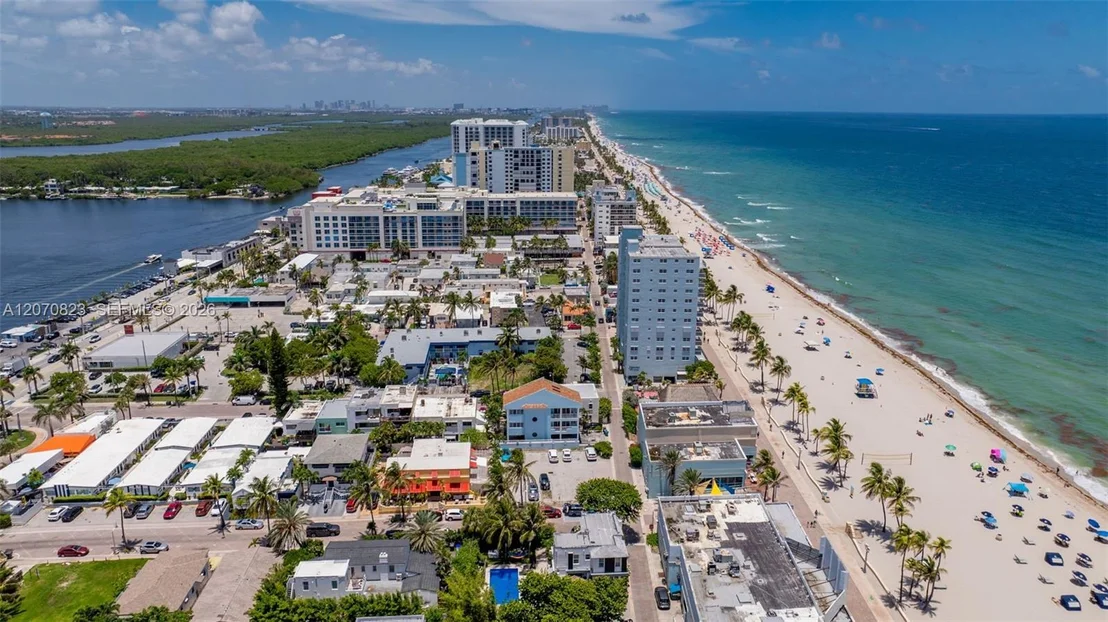 Photo of 311 N N Surf Rd