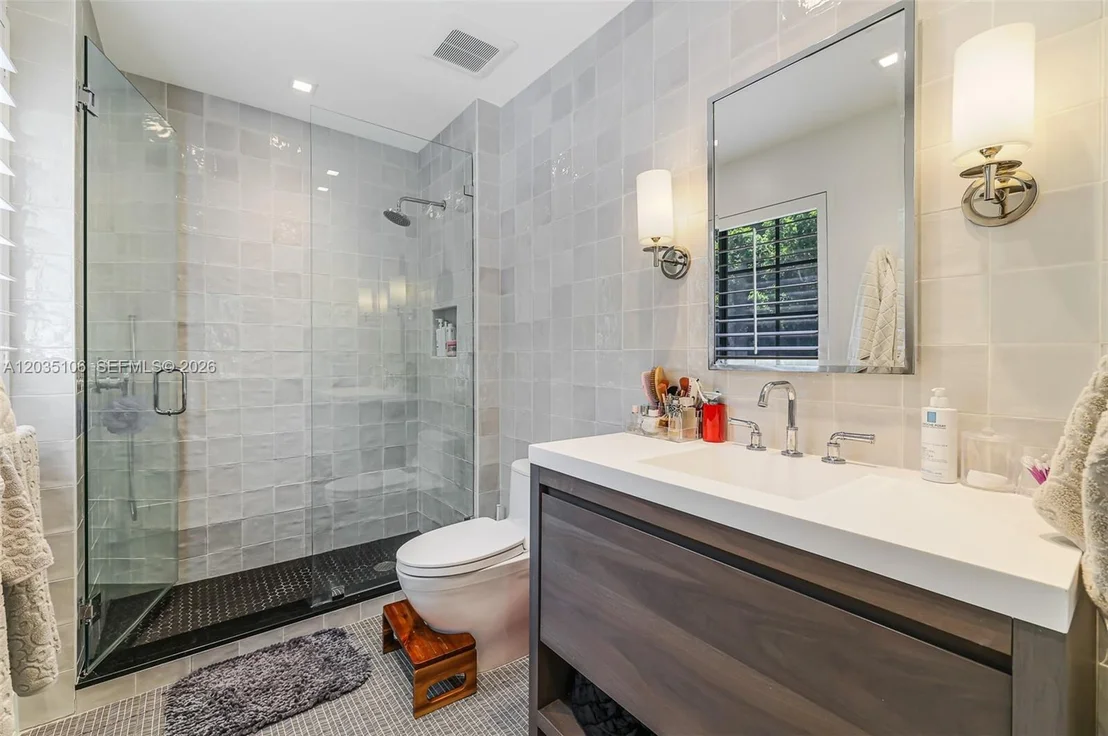 Photo of 3120 Brickell Ave